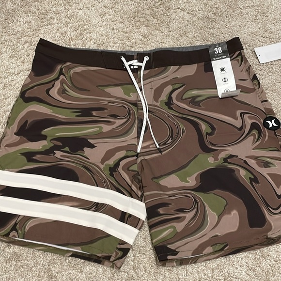 Hurley Brown & Green Camo Print 38” Waist Swim Board Shorts - Picture 3 of 12